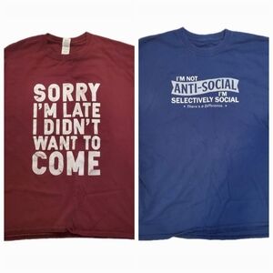 ✨️BUNDLE - set of 2!✨️ Gildan Blue & Red Short Sleeve Tees - Funny Sayings